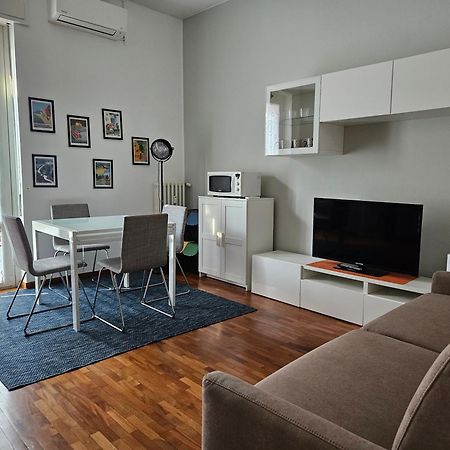 Maison Navigli Milão Exterior foto